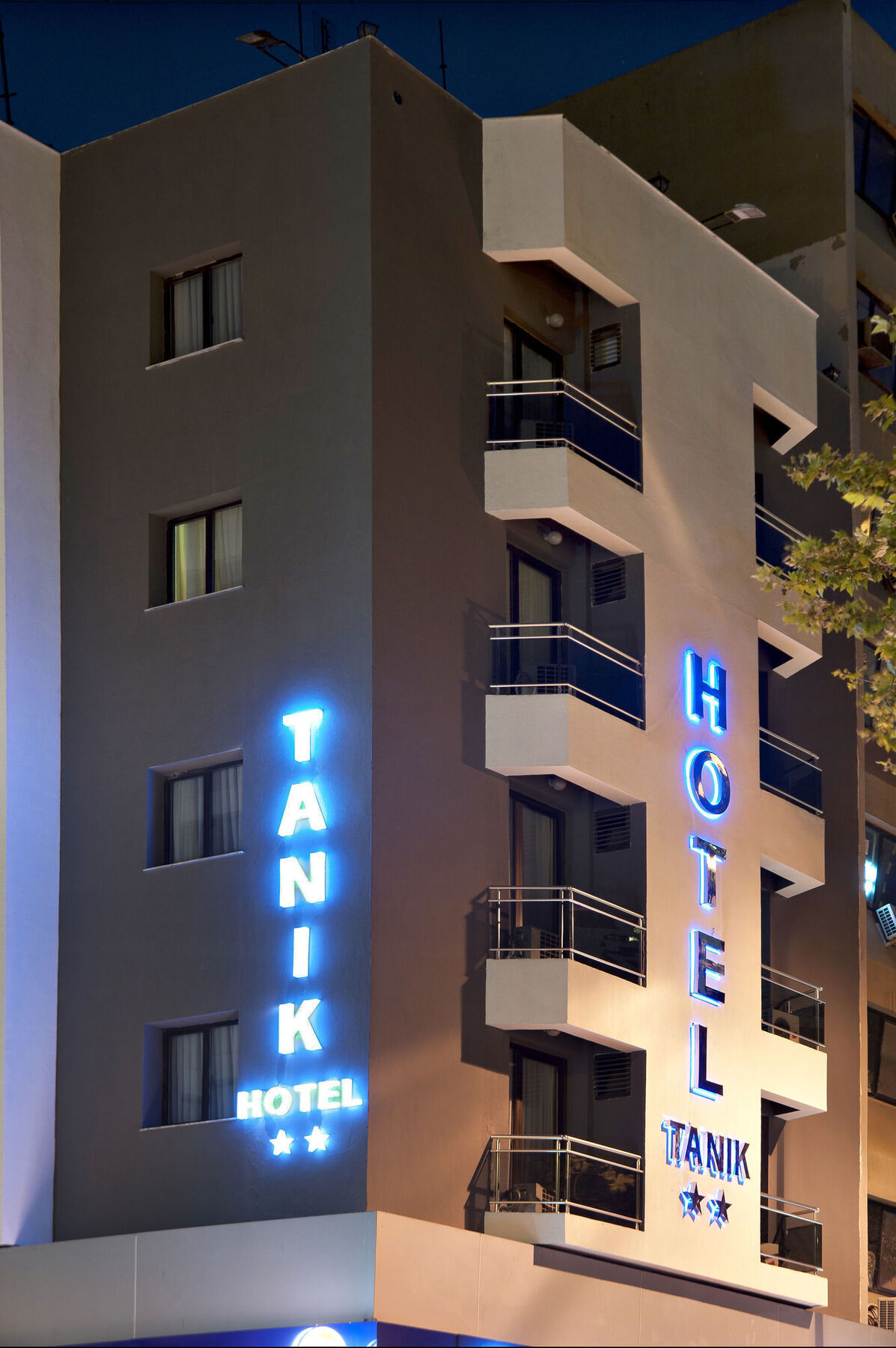 Tanik Hotel Smirne Esterno foto